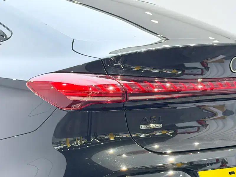 Audi A5L Sportback 2026 2.0TFSI 150kW quattro Premium Model — миниатюра 13