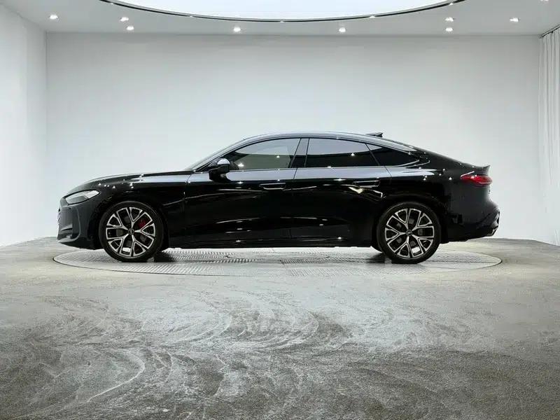 Audi A5L Sportback 2026 2.0TFSI 150kW quattro Premium Model — миниатюра 4