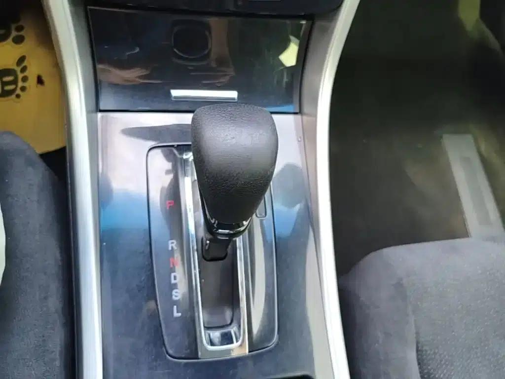 2016 Honda Accord 2.0L Comfort Edition — миниатюра 14