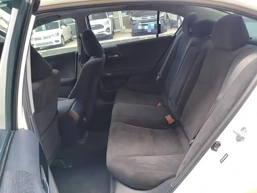 2016 Honda Accord 2.0L Comfort Edition — миниатюра 17