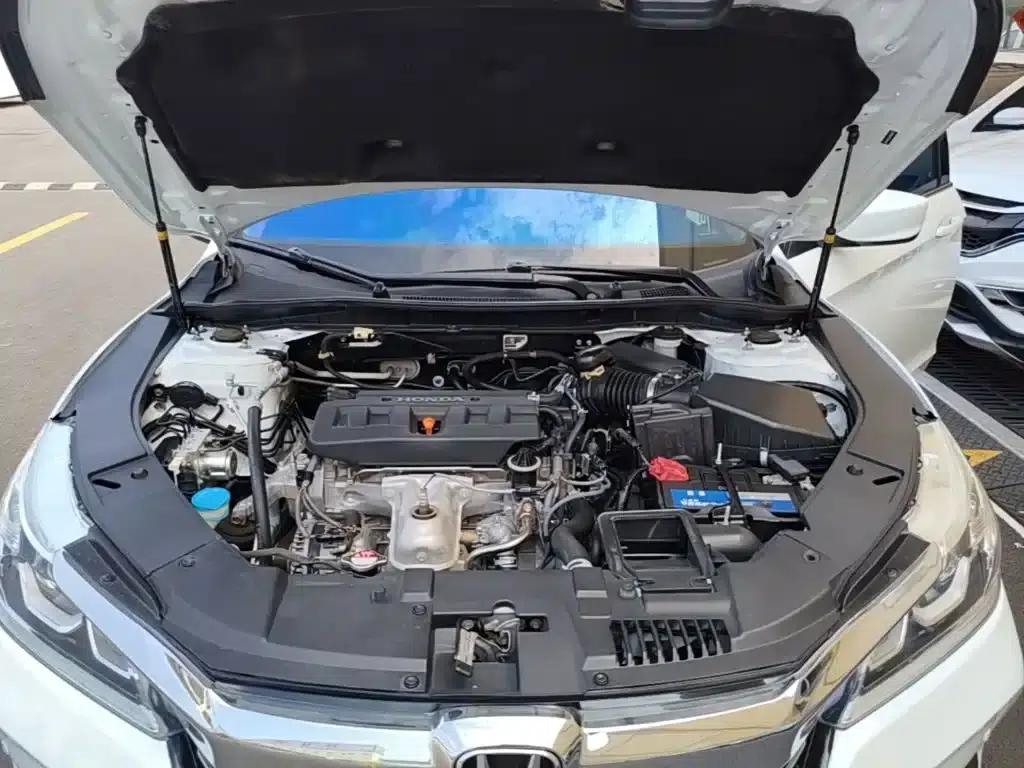 2016 Honda Accord 2.0L Comfort Edition — миниатюра 20