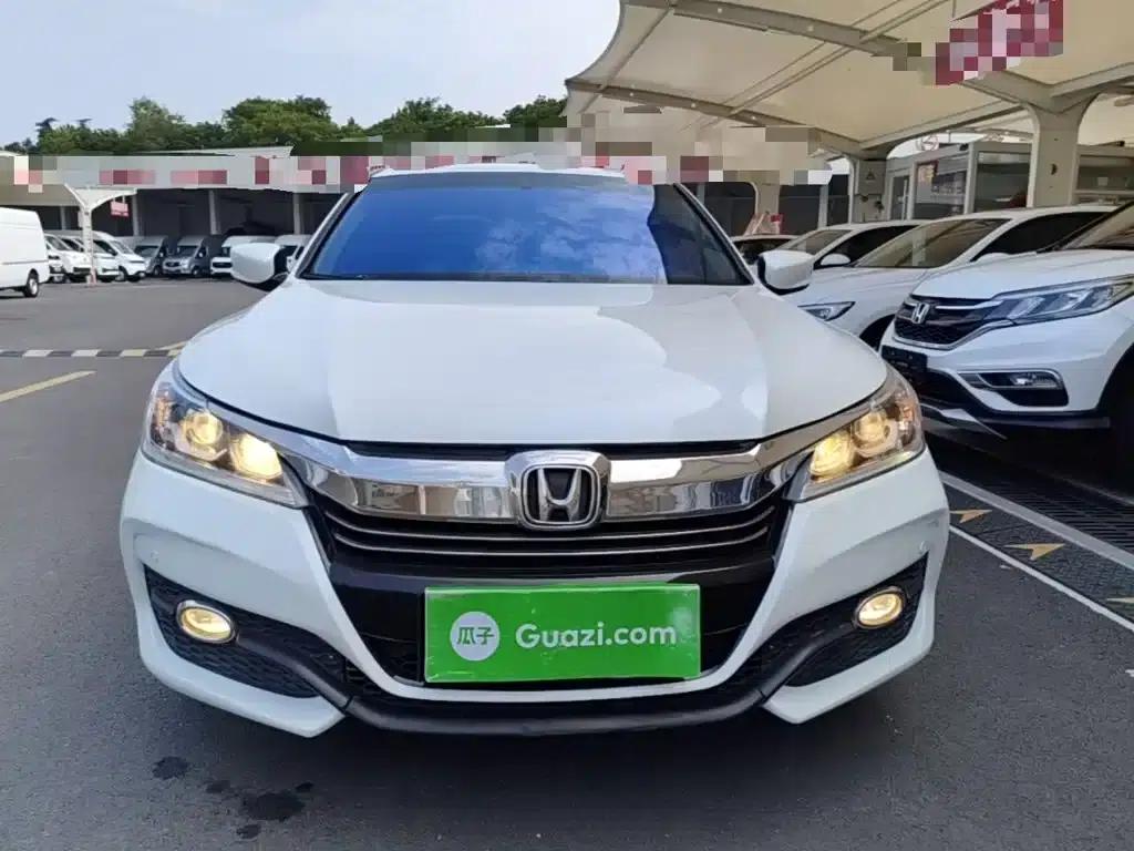2016 Honda Accord 2.0L Comfort Edition — миниатюра 3