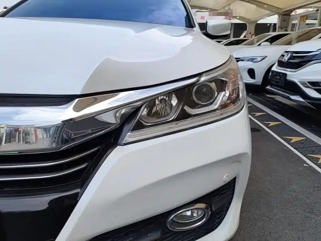 2016 Honda Accord 2.0L Comfort Edition — миниатюра 24