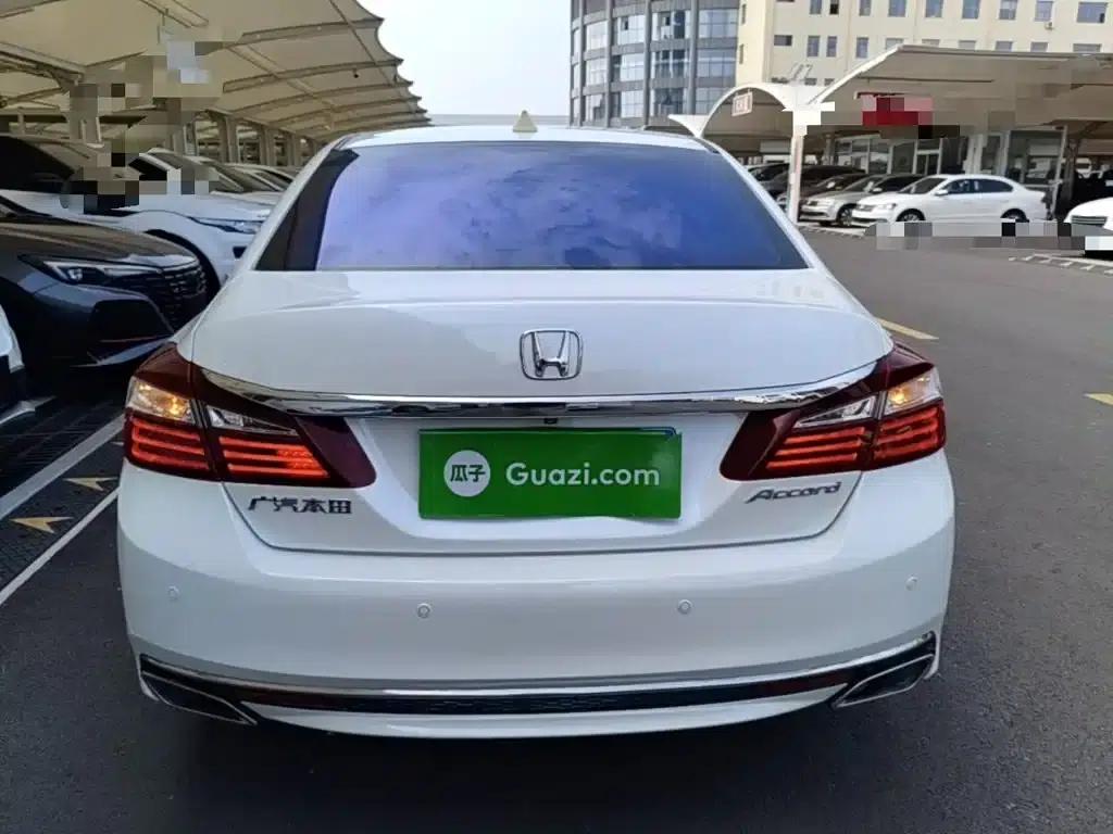 2016 Honda Accord 2.0L Comfort Edition — миниатюра 6