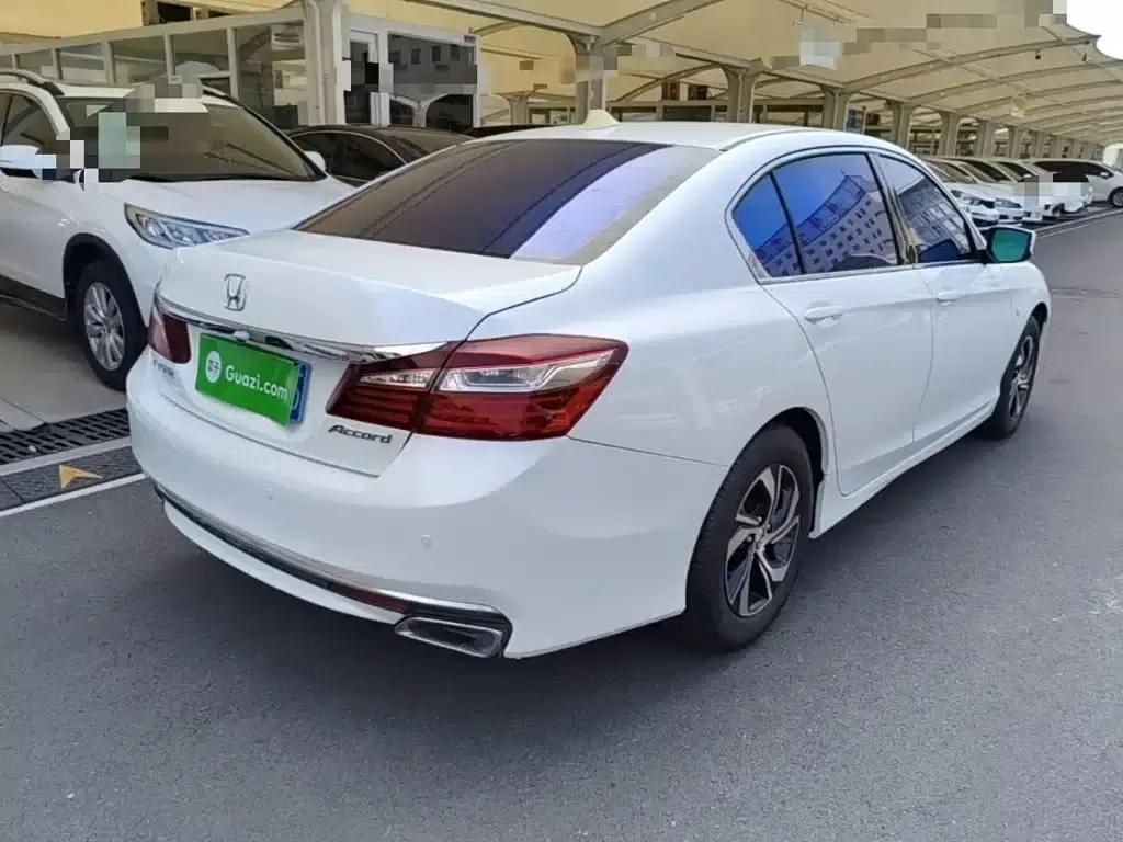 2016 Honda Accord 2.0L Comfort Edition — миниатюра 7