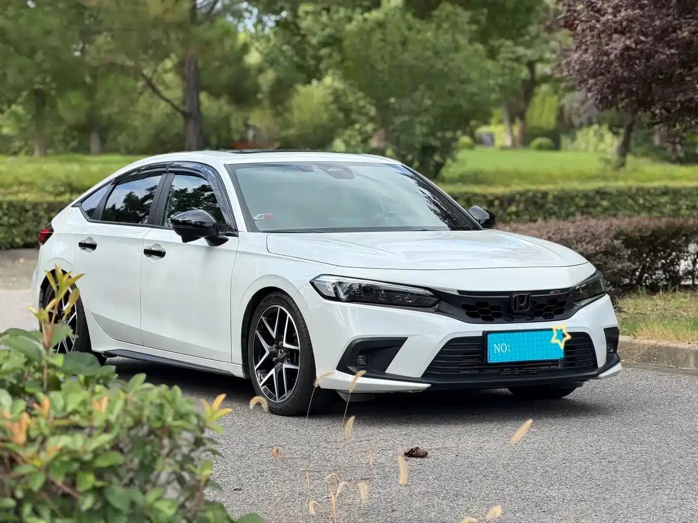 2023 Civic Hatchaback 240TURBO Manual Extreme Edition — миниатюра 3