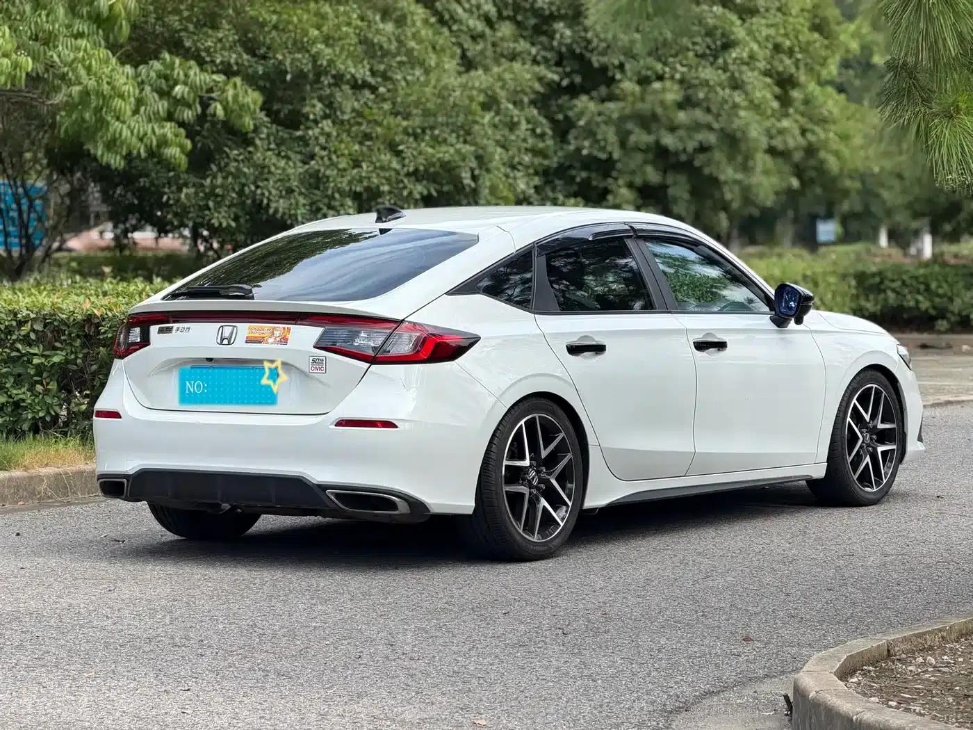 2023 Civic Hatchaback 240TURBO Manual Extreme Edition — миниатюра 4