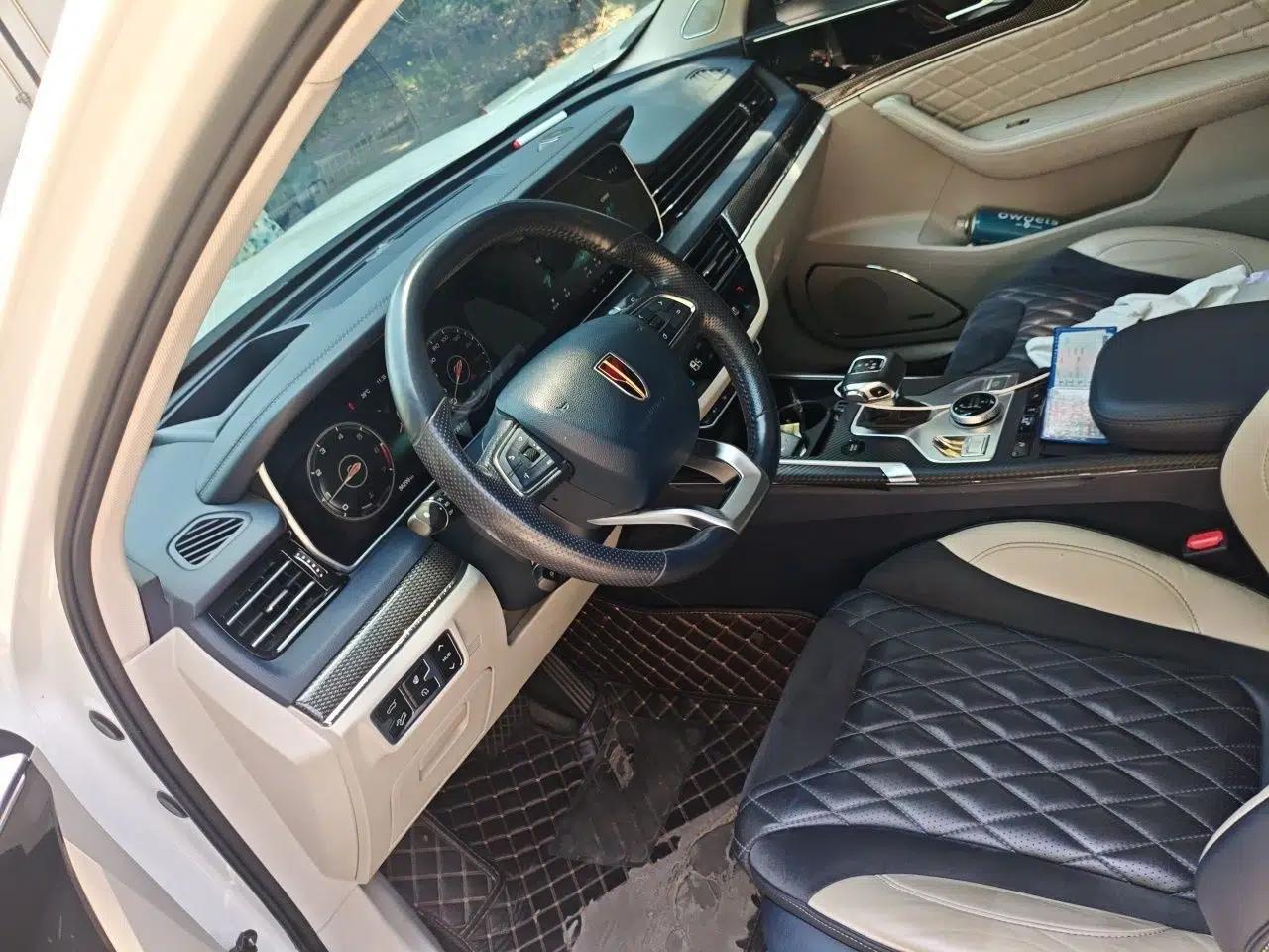 Hongqi HS5 2019 2.0T Smart Connect Flagship Edition — миниатюра 10