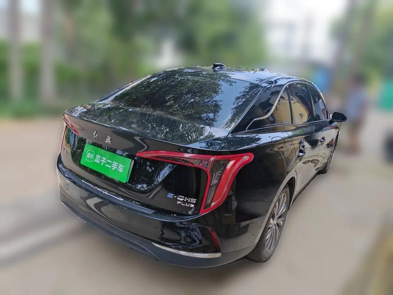 Hongqi E-QM5 2023 620km PLUS — миниатюра 6