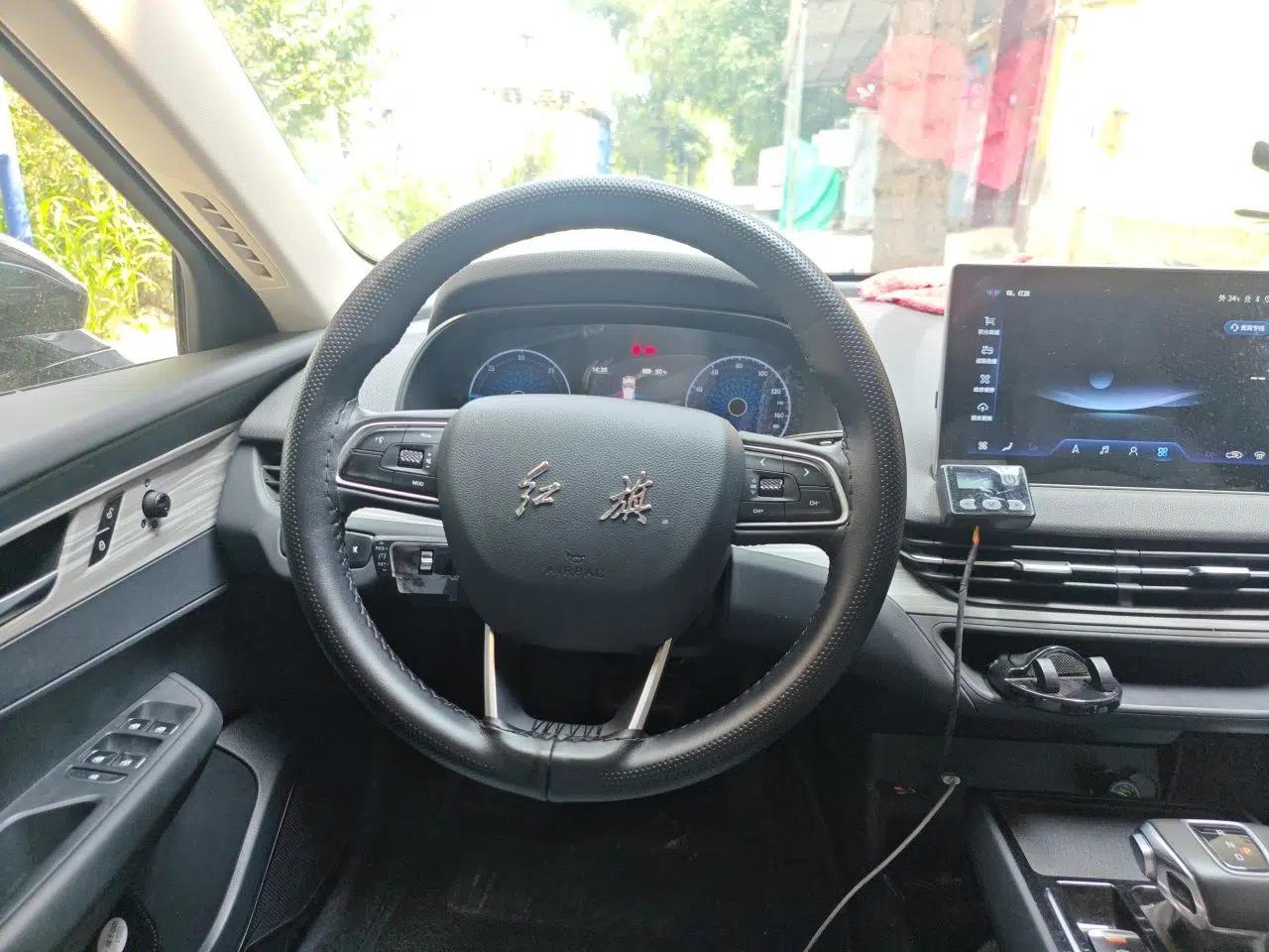 Hongqi E-QM5 2023 620km PLUS — миниатюра 10
