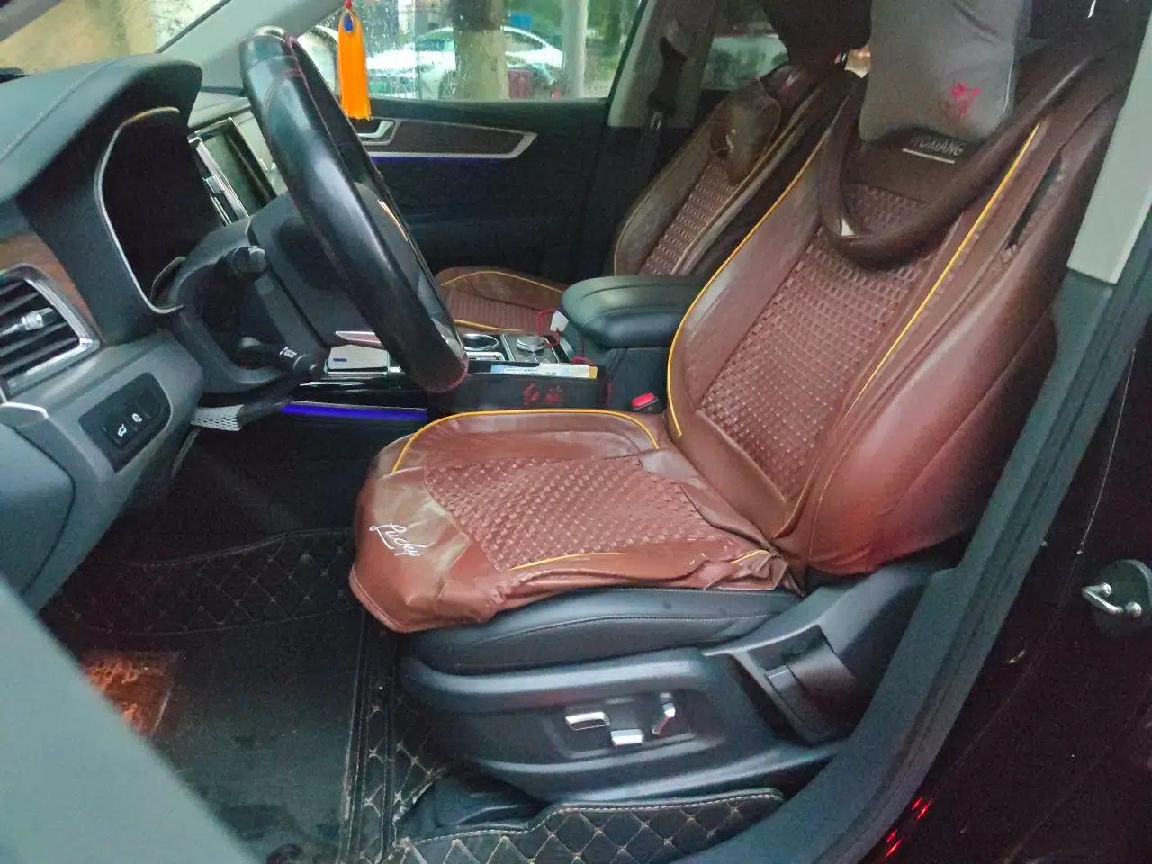 Hongqi HS7 2022 2.0T DCT Two-Wheel Drive Smart Connect Flagship Edition Five Seats — миниатюра 15