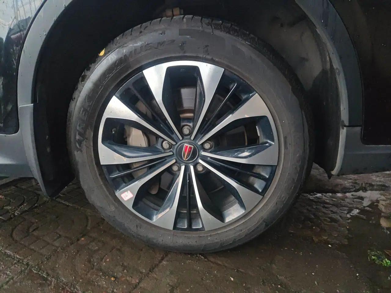 Hongqi HS7 2022 2.0T DCT Two-Wheel Drive Smart Connect Flagship Edition Five Seats — миниатюра 8