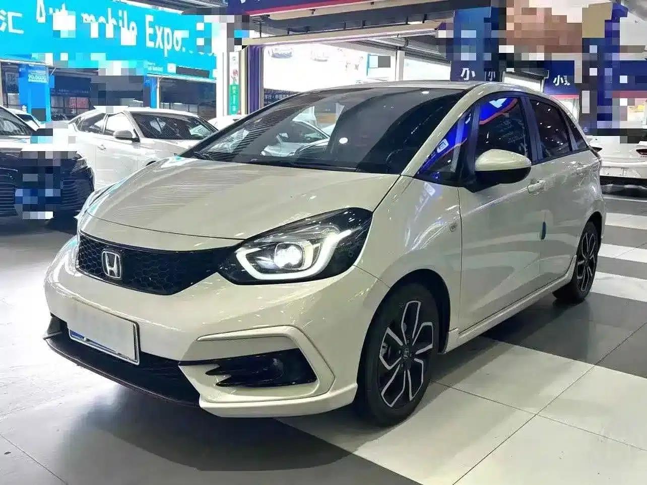 LIFE 2021 1.5L CVT SPO-SS Dynamic Edition — миниатюра 1
