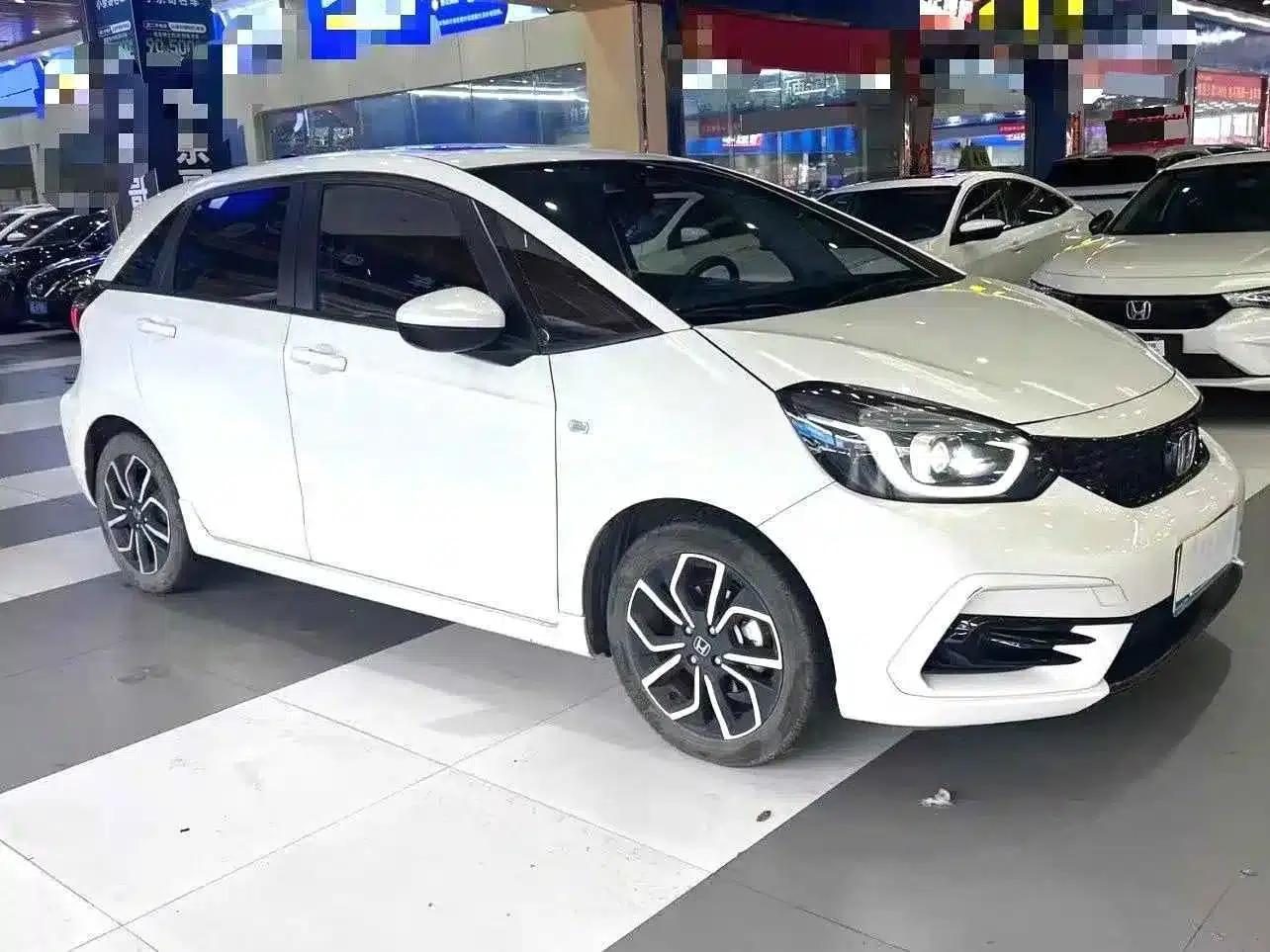 LIFE 2021 1.5L CVT SPO-SS Dynamic Edition — миниатюра 3