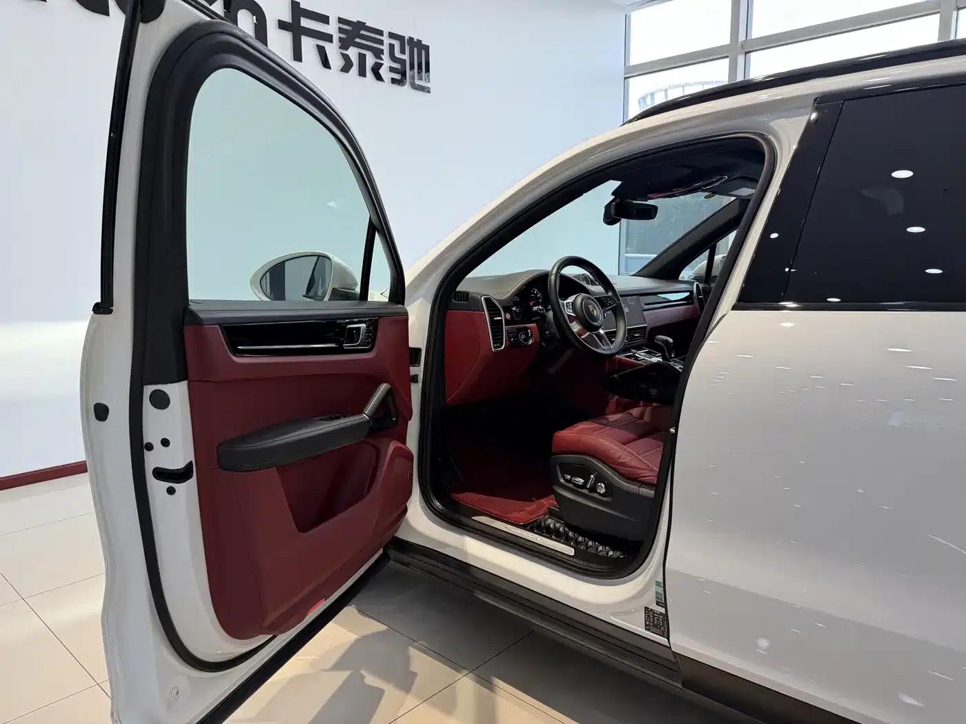 Cayenne 2019 Cayenne 3.0T — миниатюра 17