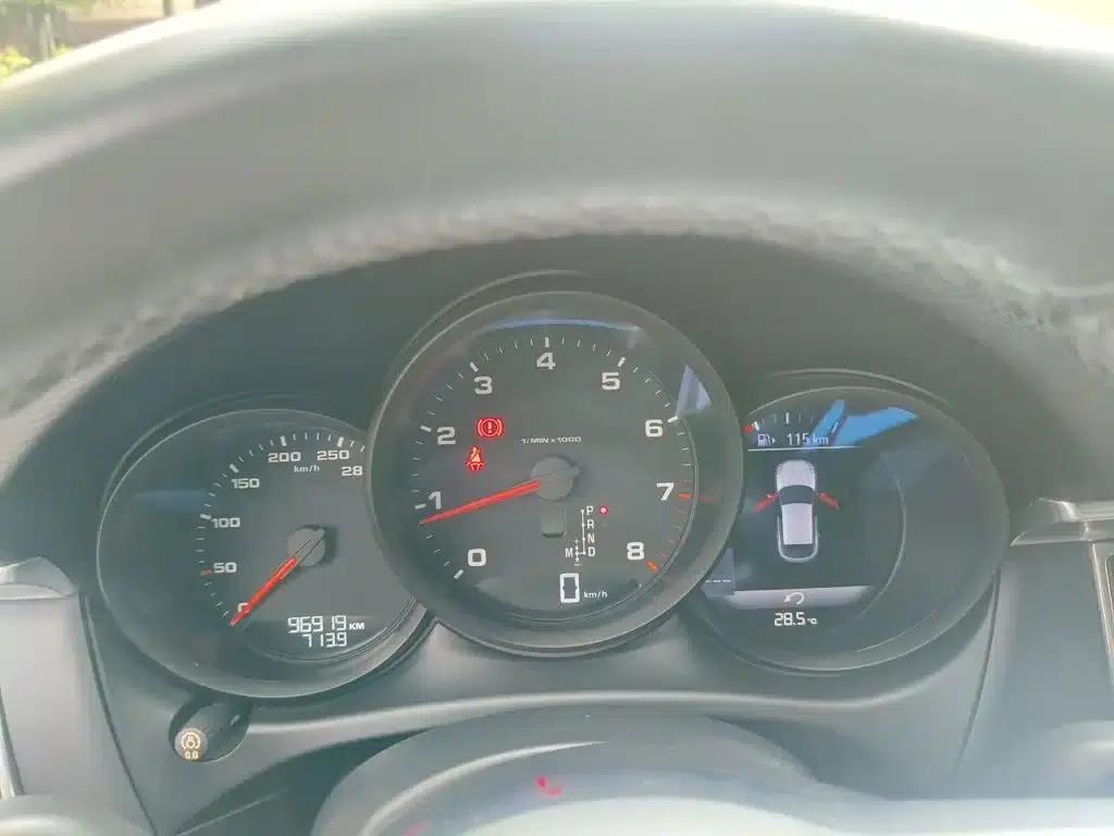 2017 Macan 2.0T — миниатюра 12