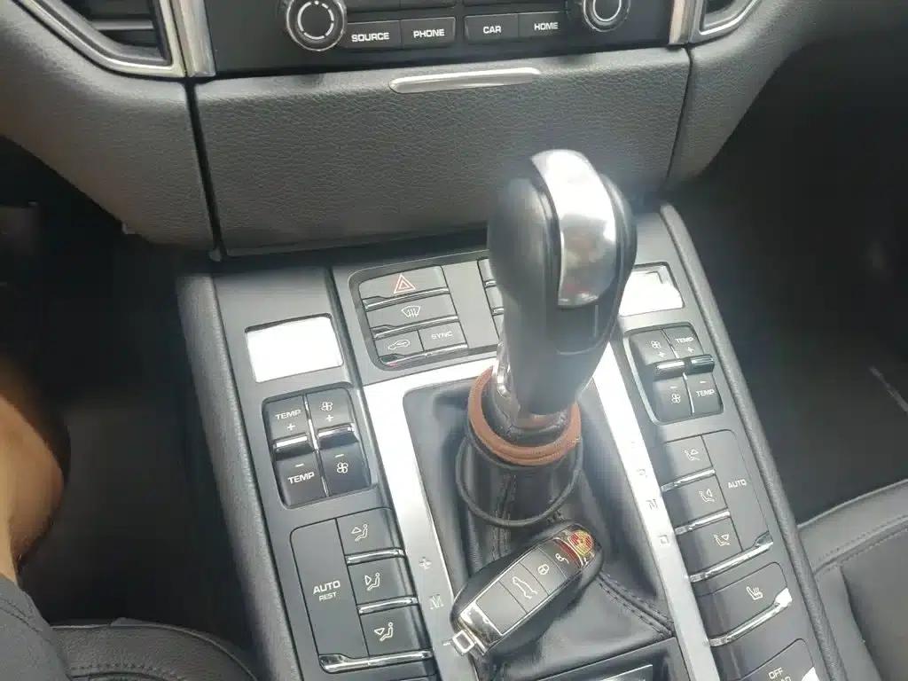 2017 Macan 2.0T — миниатюра 15