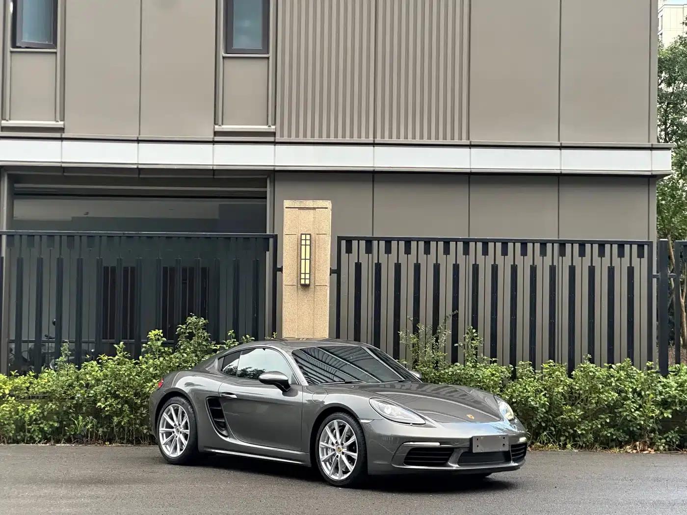 Porsche 718 Cayman 2022 2.0T — миниатюра 3