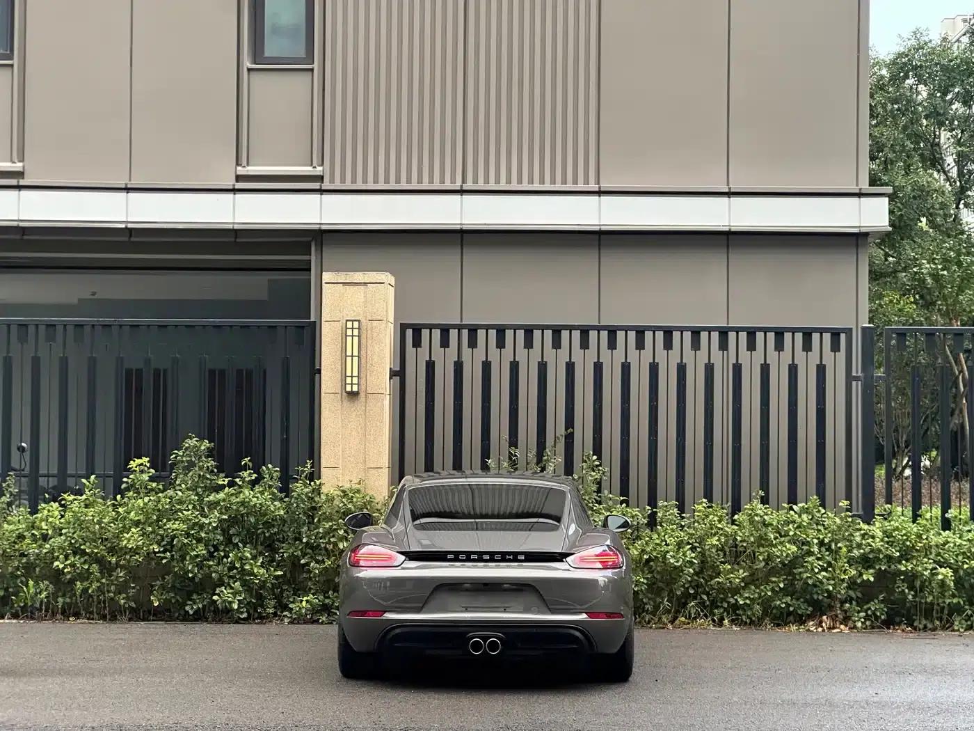 Porsche 718 Cayman 2022 2.0T — миниатюра 5