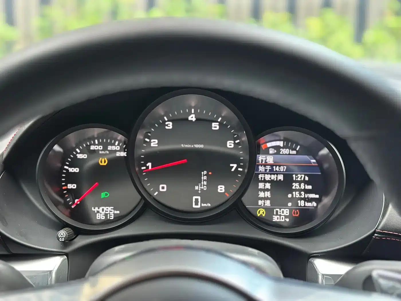 Porsche 718 Cayman 2022 2.0T — миниатюра 8