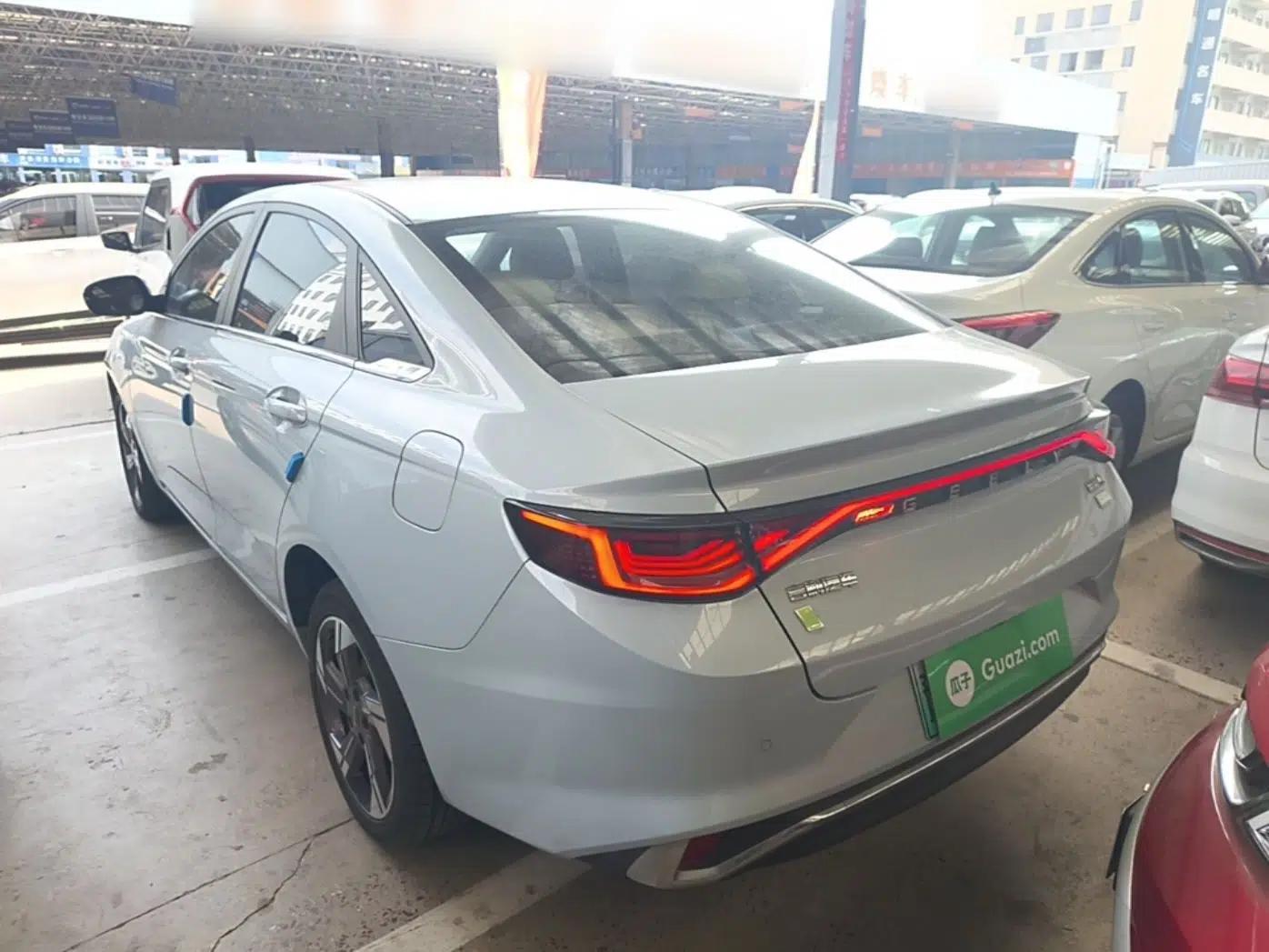 Geely Auto Emgrand L HiP 2022 1.5TD-DHT Pro 100KM Super Swift — миниатюра 4