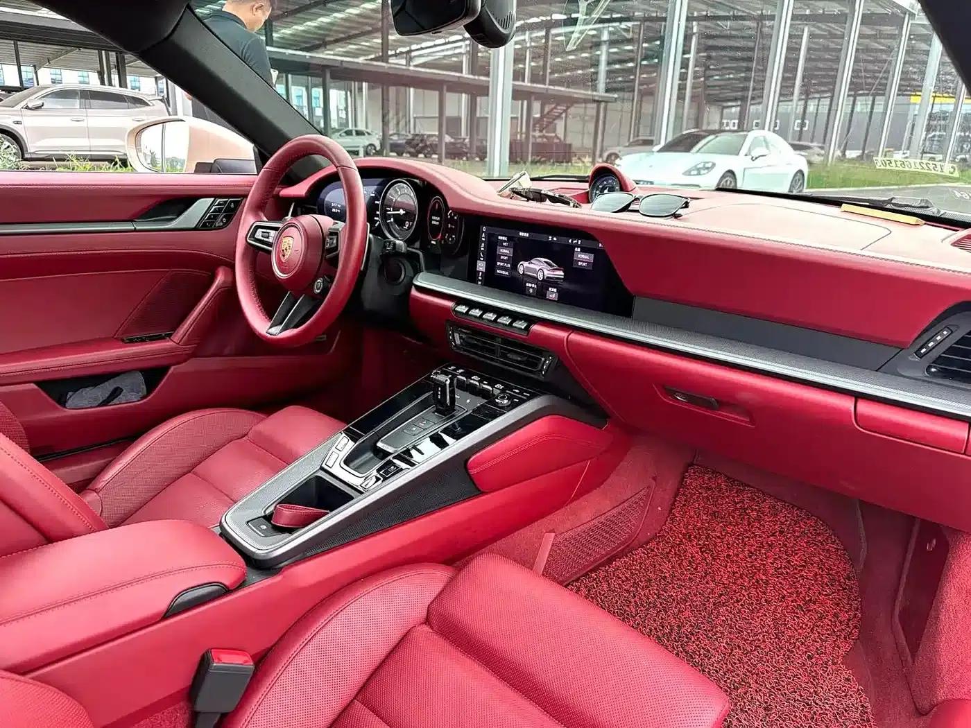 Porsche 911 2020 Carrera 3.0T — миниатюра 6