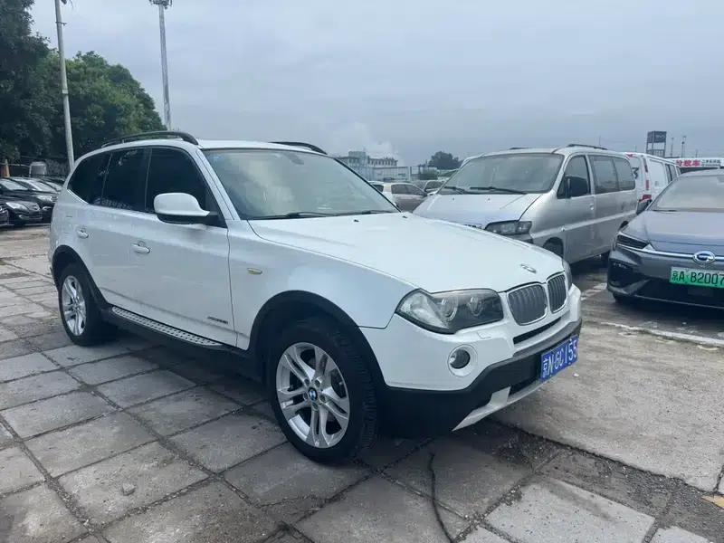 BMW X3 (Imported) 2010 xDrive30i Explorer Edition — миниатюра 2