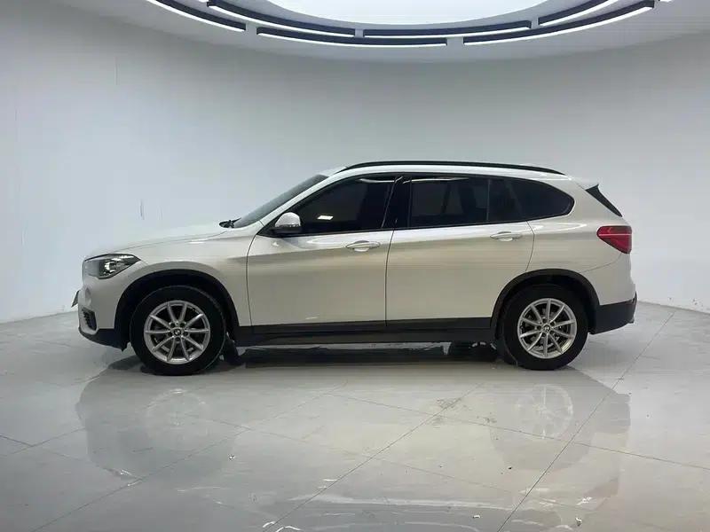 BMW X1 2019 sDrive18Li Fashion Edition — миниатюра 4