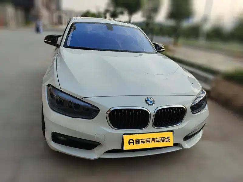 BMW 1 Series (Imported) 2018 118i Leading Edition — миниатюра 2