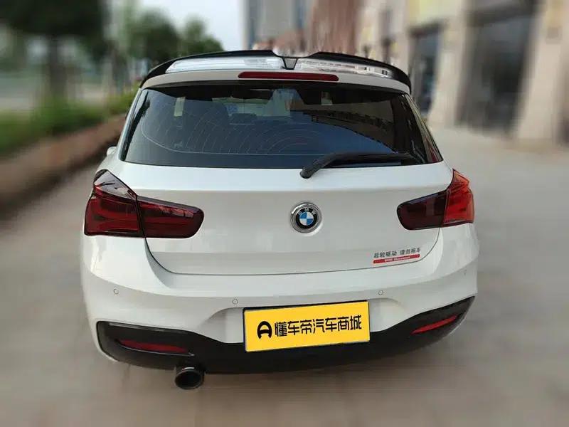 BMW 1 Series (Imported) 2018 118i Leading Edition — миниатюра 5