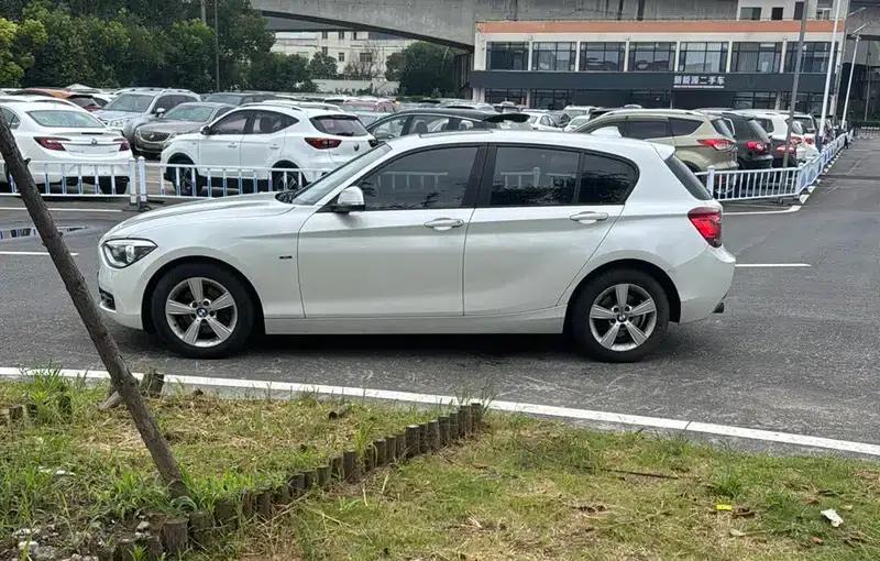 BMW 1 Series (Imported) 2012 118i Sport — миниатюра 3