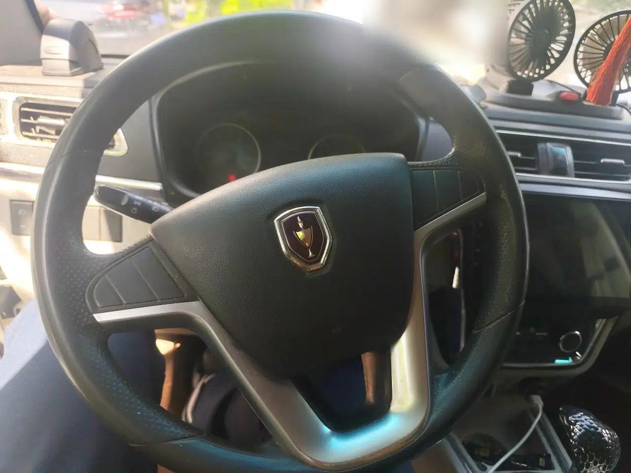 Jinbei Hiace X30 2021 1.5L Wealthy Single-Steaming Air-Conditioned Van China VI Standard SWC15M — миниатюра 10