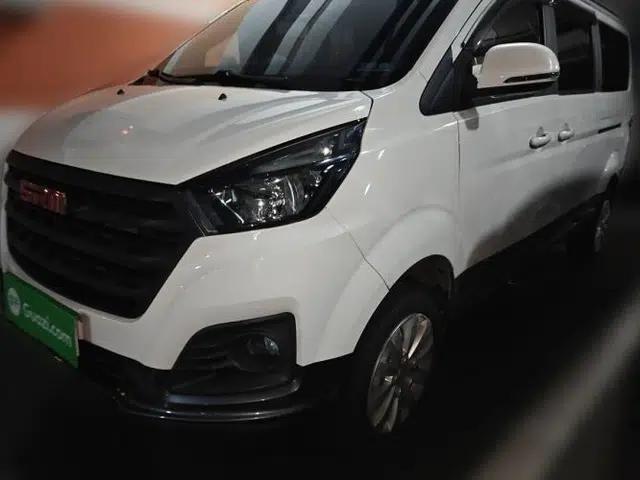 Jinbei Gold Hiace M Classic 2022 Panda Edition 1.5L Travel Lion Passenger Van 7 Seats
