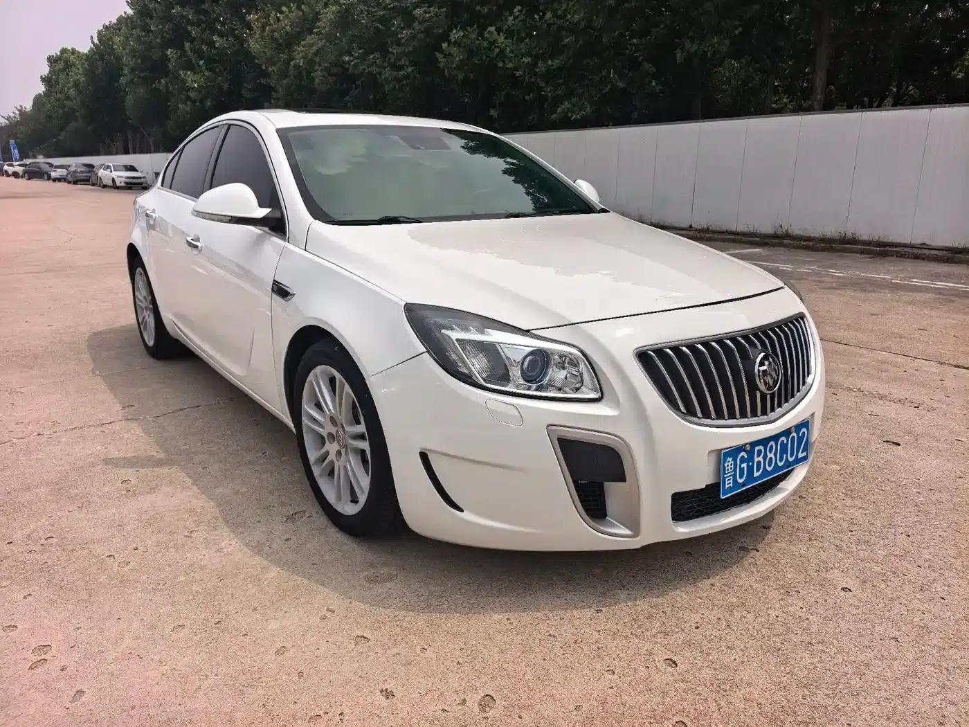 Buick Regal 2013 GS 2.0T Luxury Sport Edition — миниатюра 3