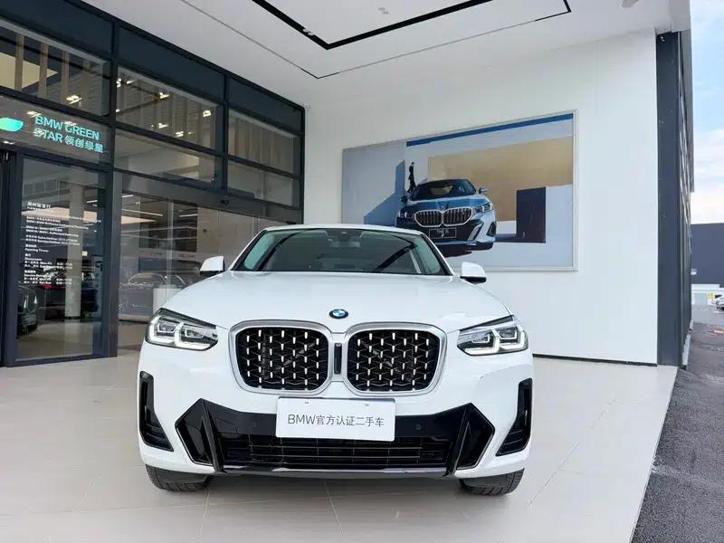 2022 BMW X4 xDrive 25i M Sport Package — миниатюра 2