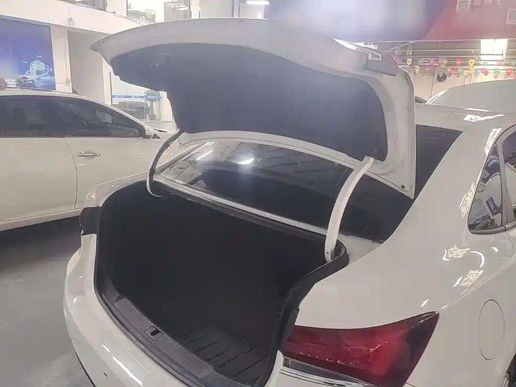 Buick Excelle 2021 Facelift Classic 1.5L Automatic Elite — миниатюра 19
