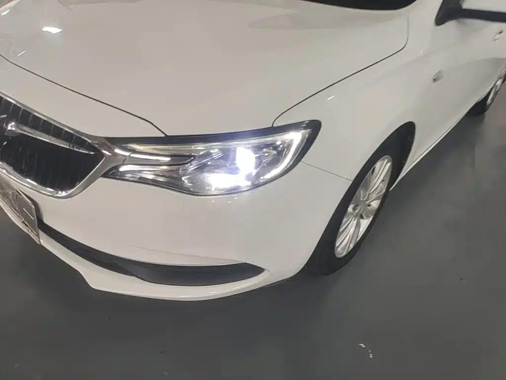 Buick Excelle 2021 Facelift Classic 1.5L Automatic Elite — миниатюра 24