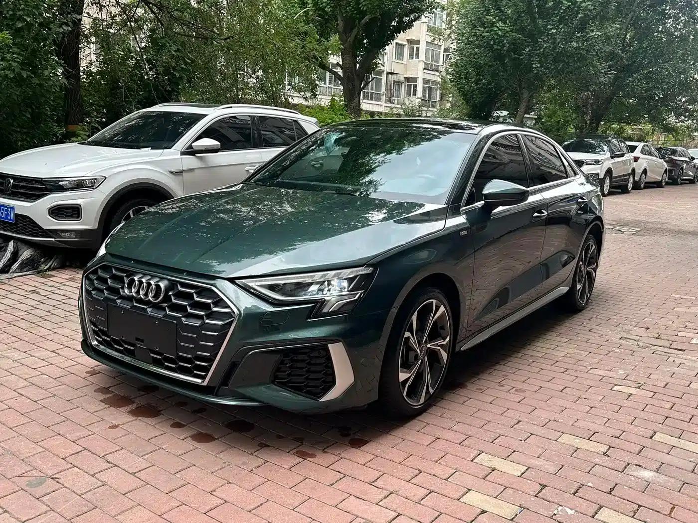 Audi A3 2023 Sportback 35 TFSI Fashion Sport — миниатюра 1