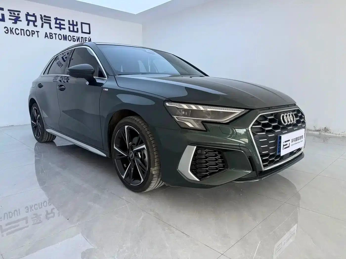 Audi A3 2022 Sportback 35 TFSI Fashion Sport — миниатюра 3