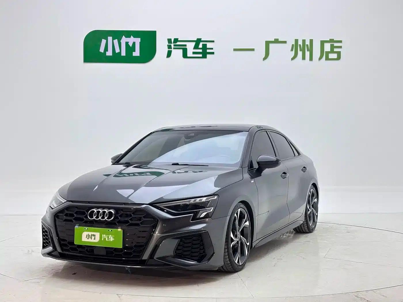 2022 Audi A3 A3L Limousine 35 TFSI Luxury Sport — миниатюра 1