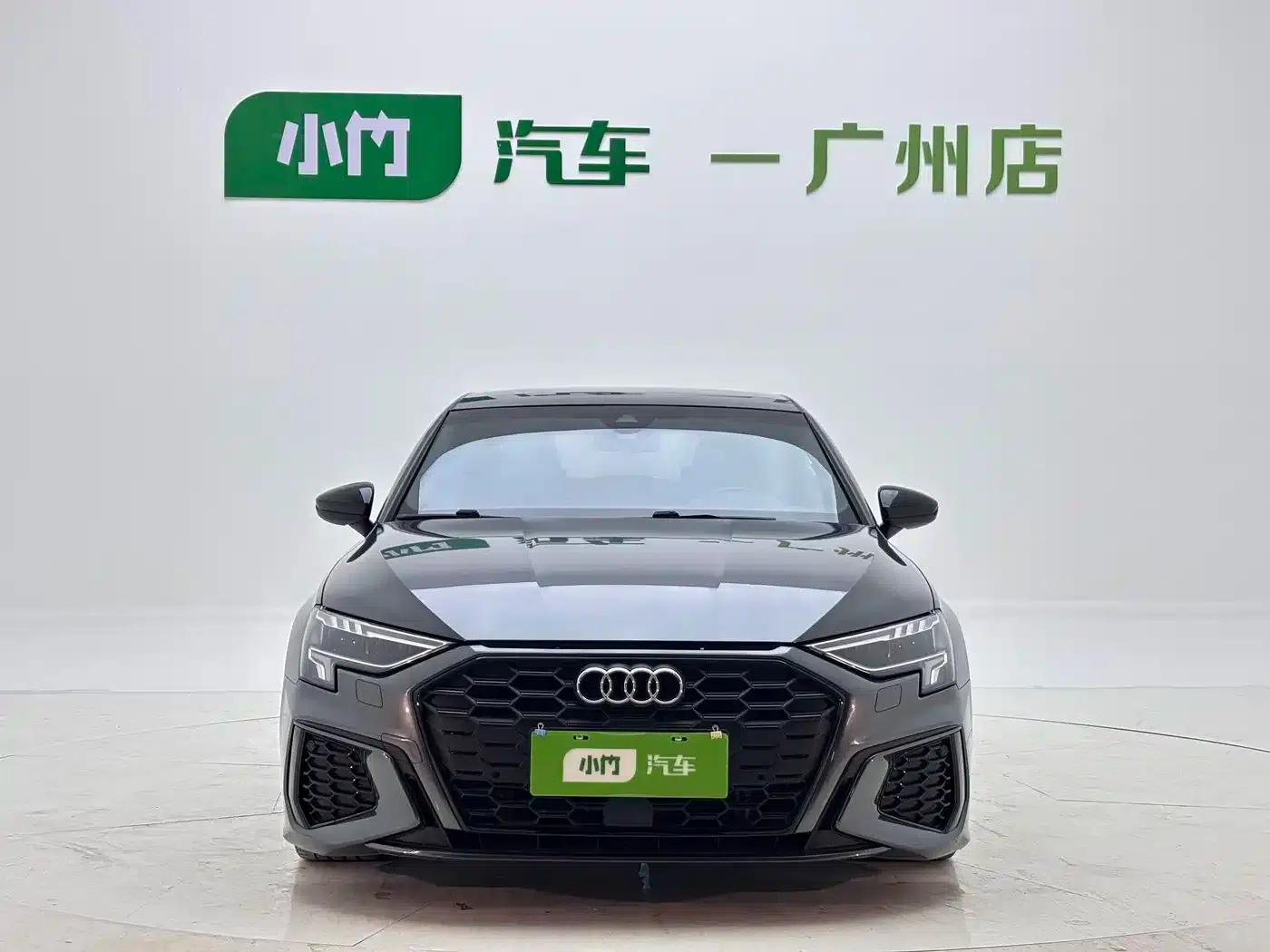 2022 Audi A3 A3L Limousine 35 TFSI Luxury Sport — миниатюра 2