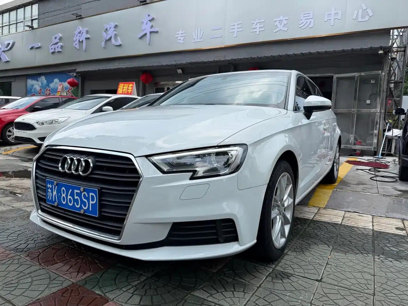 Audi A3 2018 30th Anniversary Edition Sportback 35 TFSI Progressive — миниатюра 1