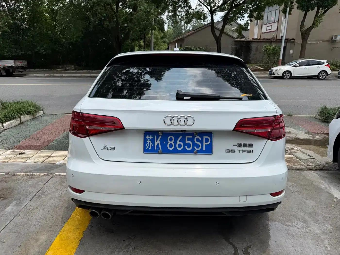 Audi A3 2018 30th Anniversary Edition Sportback 35 TFSI Progressive — миниатюра 2