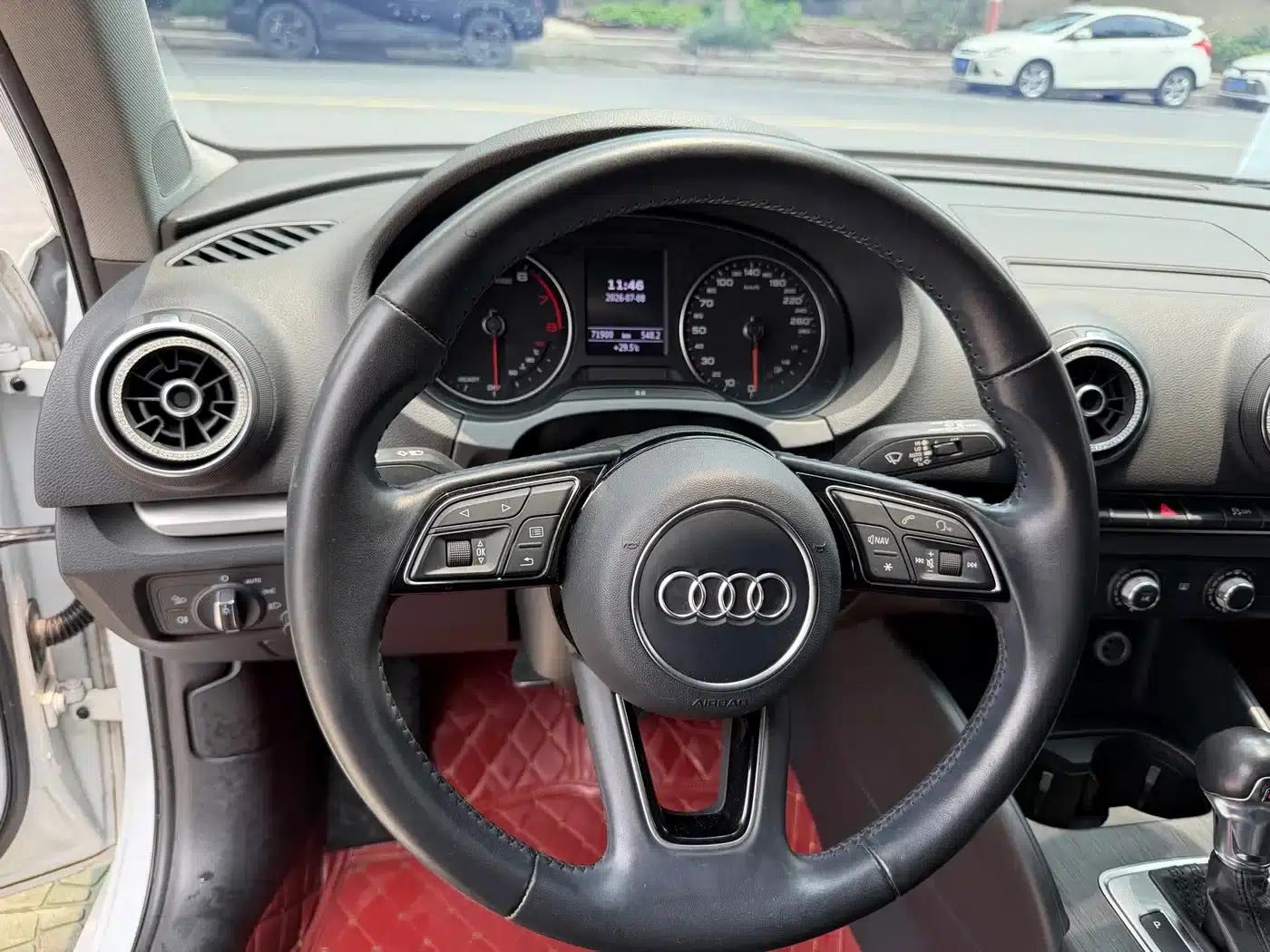 Audi A3 2018 30th Anniversary Edition Sportback 35 TFSI Progressive — миниатюра 12