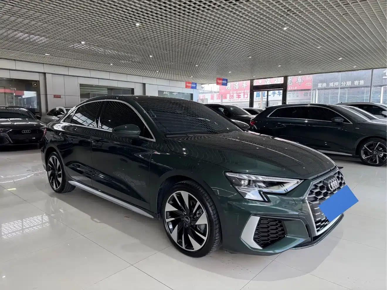 Audi A3 2023 Facelift A3L Limousine 35 TFSI Sporty Edition — миниатюра 3