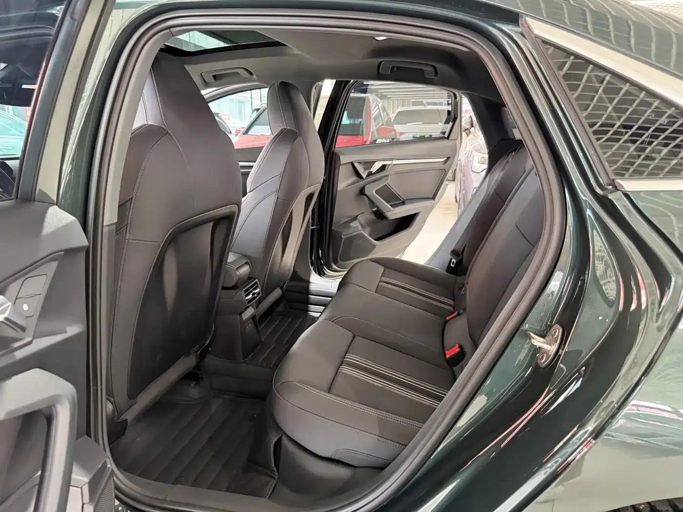 Audi A3 2023 Facelift A3L Limousine 35 TFSI Sporty Edition — миниатюра 8