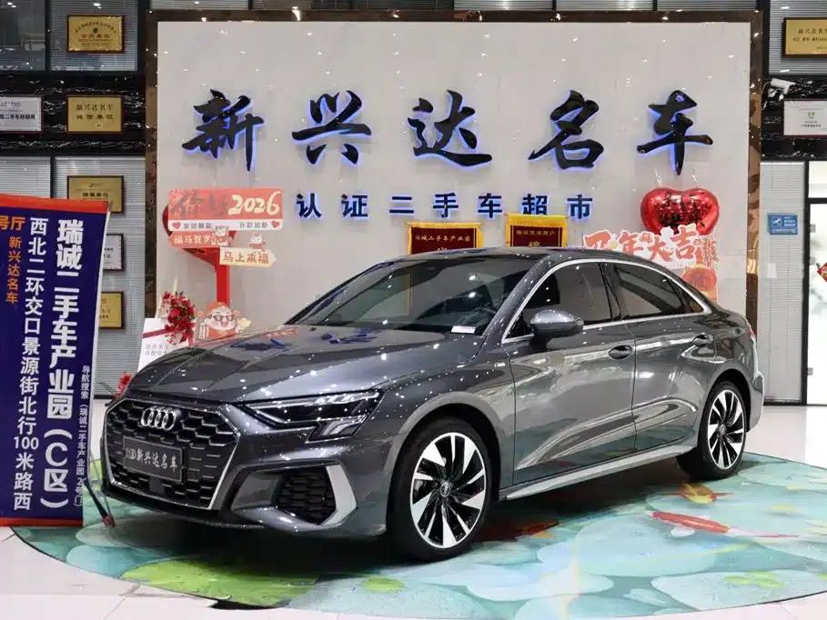 2023 Audi A3 A3L Limousine 35 TFSI Fashion Sport — миниатюра 1