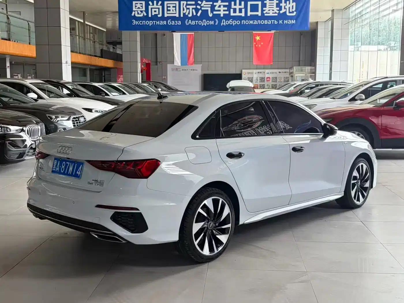 Audi A3 2023 Facelift A3L Limousine 35 TFSI Sporty Edition — миниатюра 4