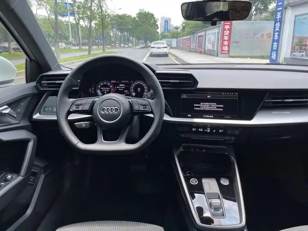 2023 Audi A3 A3L Limousine 35 TFSI Progressive Sport — миниатюра 11
