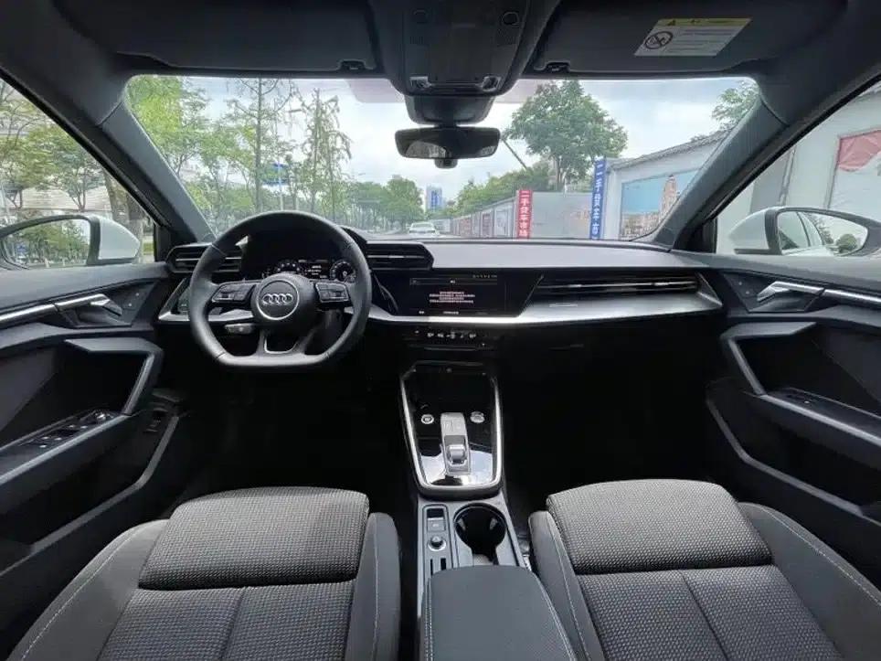 2023 Audi A3 A3L Limousine 35 TFSI Progressive Sport — миниатюра 10